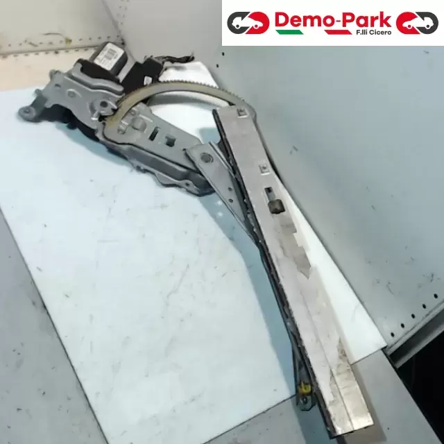ALZAVETRO ANT DX Opel CORSA C GM 13173074 0