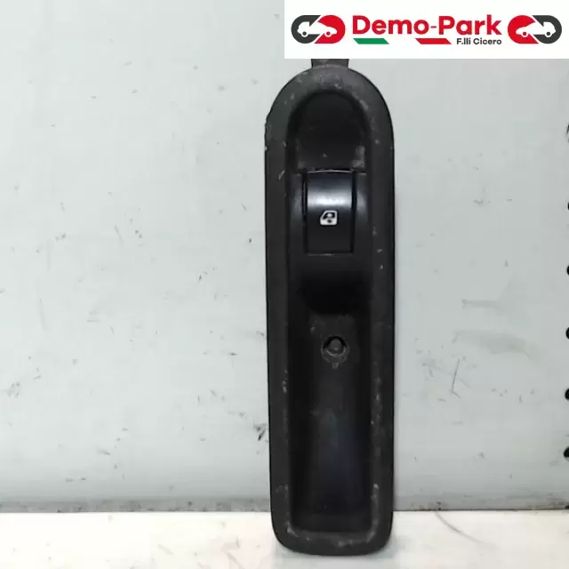 PULSANTIERA ALZAVETRO ANT SX Renault SCENIC 156013870 0