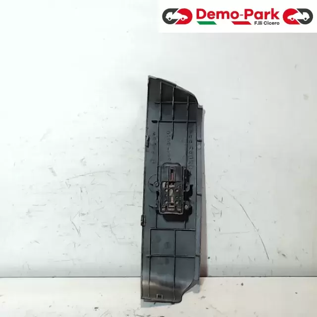 PULSANTIERA ALZAVETRO ANT DX 5P Honda Jazz  1