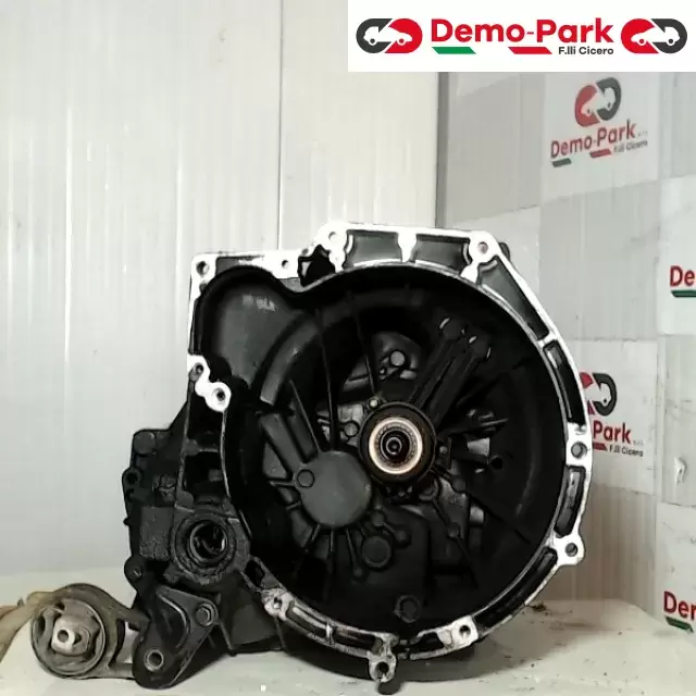 CAMBIO FORD FIESTA Ford FIESTA  1.4 HDI 2N1R-7F096-AB 0