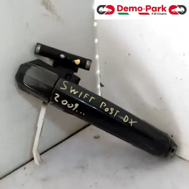 MANIGLIA ESTERNA POST. DX Suzuki SWIFT  0