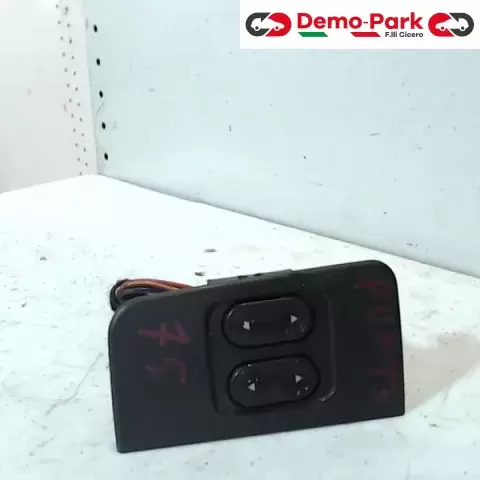PULSANTIERA ALZAVETRO ANT SX Fiat PUNTO 75  0